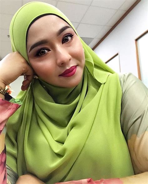 awek tudung hijau|tudung hijau Search